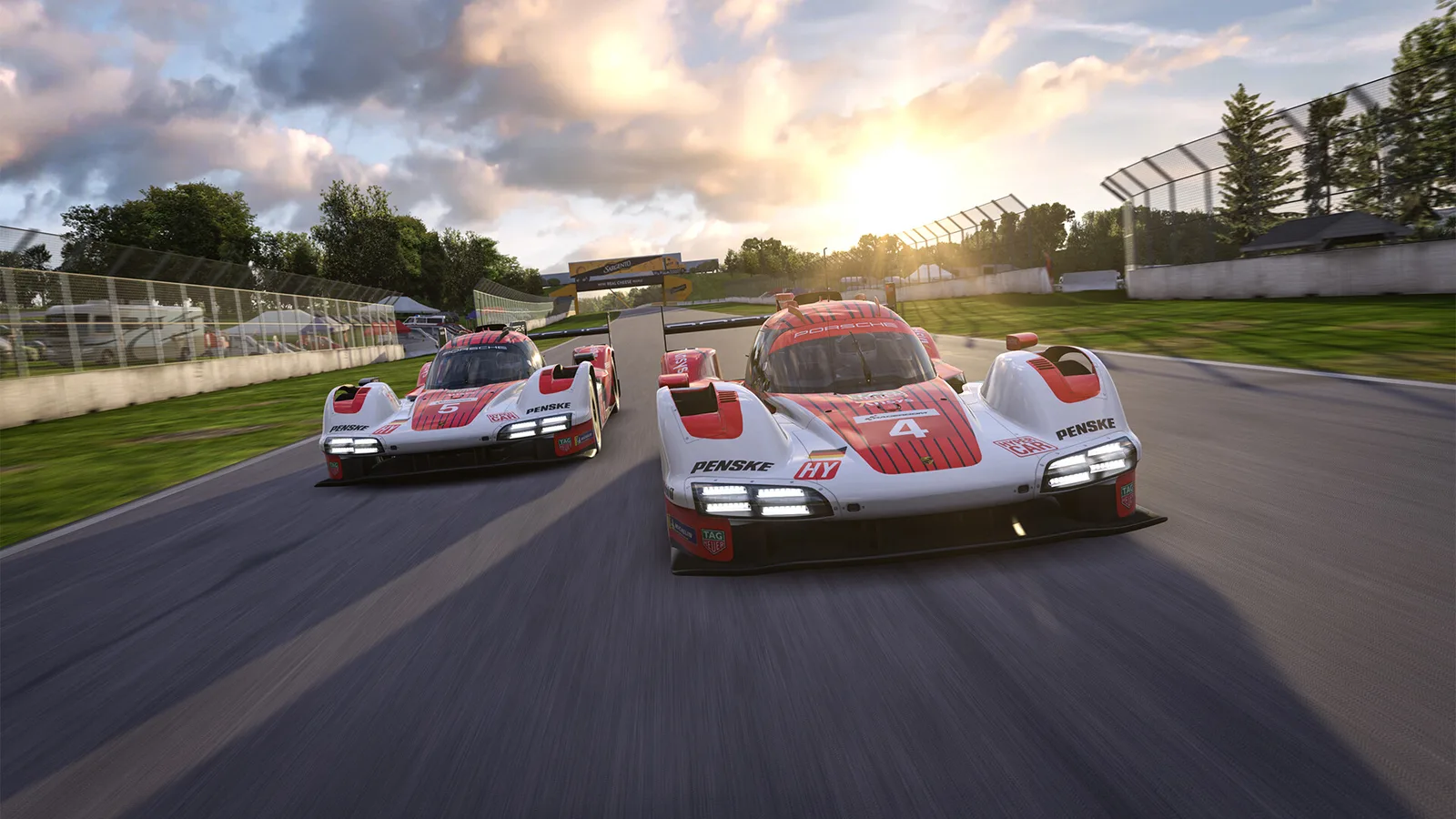 Vetture da competizione affiancate in pista al tramonto, schermata di gioco di RaceRoom Racing Experience