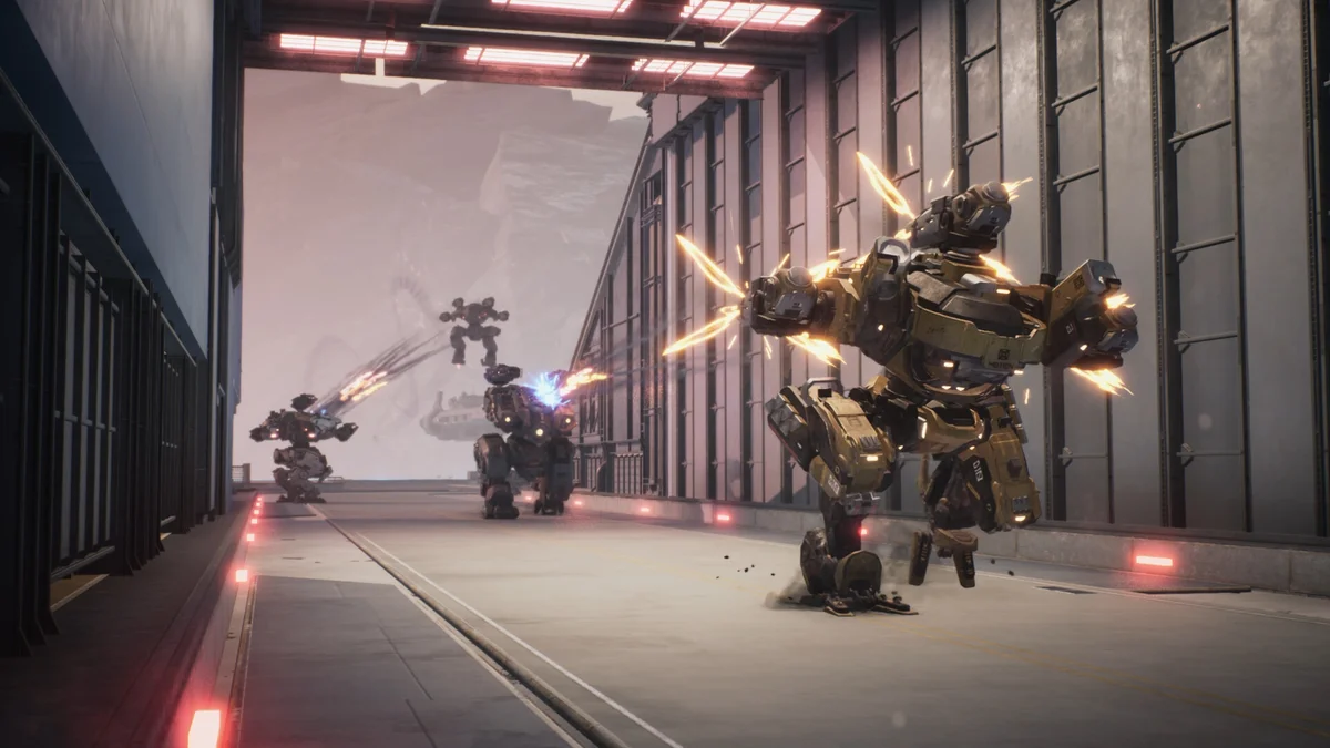 Mech da combattimento in un hangar illuminato di rosso durante uno scontro a squadre in War Robots: Frontiers